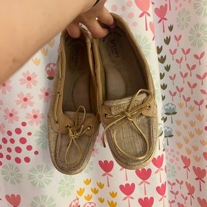 Tan sperrys